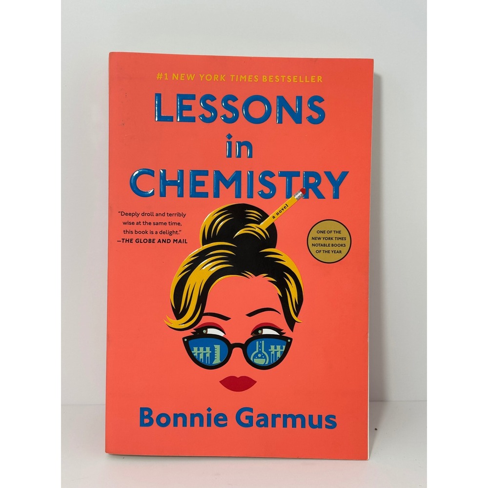 Lessons in Chemistry by Bonnie Garmus Paperback Novel Doubleday Canada Fiction